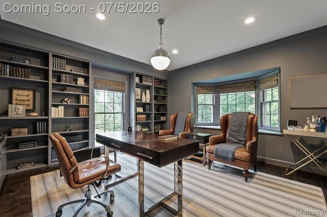 4885 N Harsdale Road, Bloomfield Hills, MI 48302