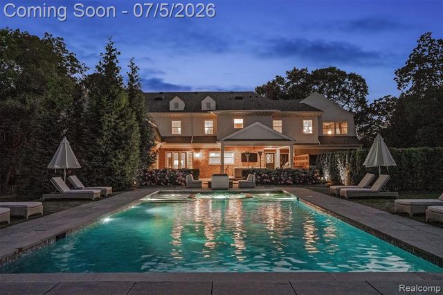 4885 N Harsdale Road, Bloomfield Hills, MI 48302