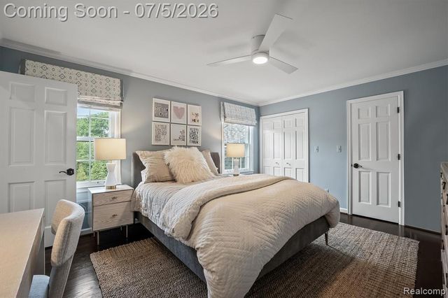 4885 N Harsdale Road, Bloomfield Hills, MI 48302