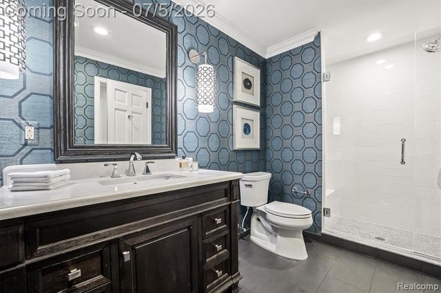 4885 N Harsdale Road, Bloomfield Hills, MI 48302