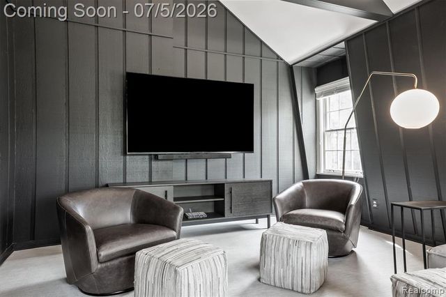 4885 N Harsdale Road, Bloomfield Hills, MI 48302