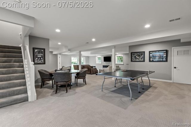 4885 N Harsdale Road, Bloomfield Hills, MI 48302
