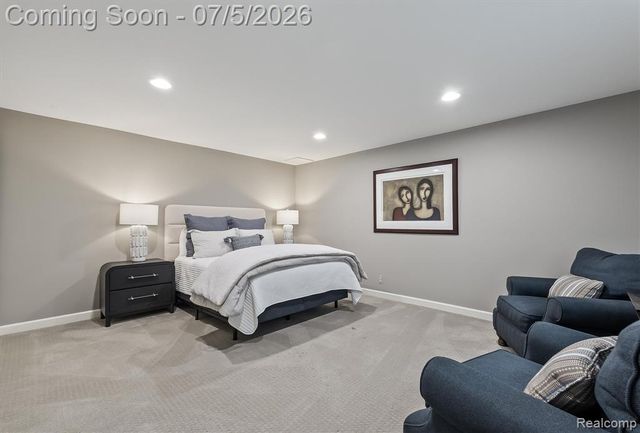4885 N Harsdale Road, Bloomfield Hills, MI 48302