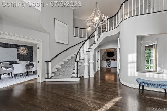 4885 N Harsdale Road, Bloomfield Hills, MI 48302