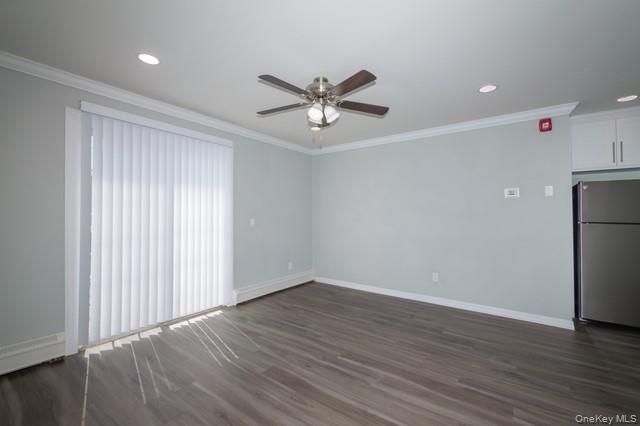 55 Fifth Avenue 4, Bay Shore, NY 11706