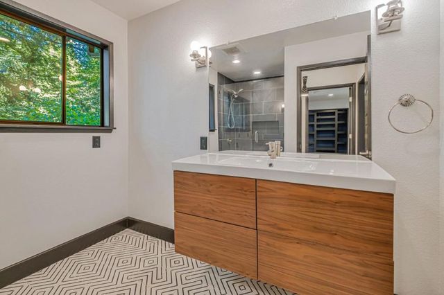 345 Mcgaffigan Mill Road, Boulder Creek, CA 95006