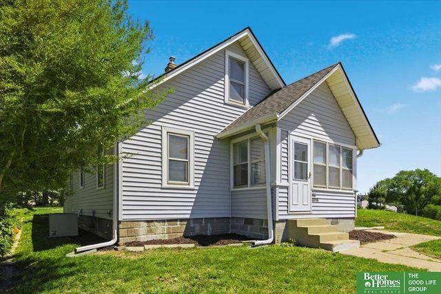 3616 Grover Street, Omaha, NE 68105