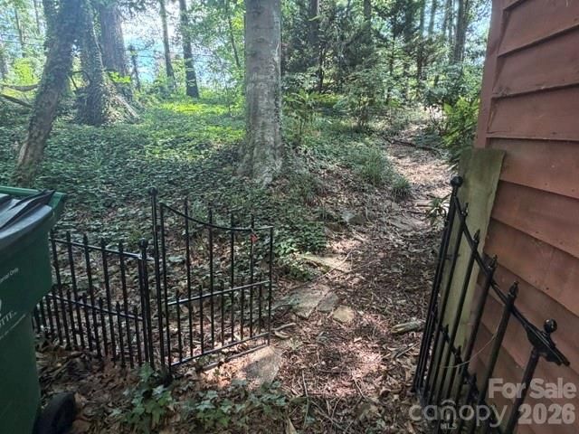 8401 Barncliff Road, Charlotte, NC 28227