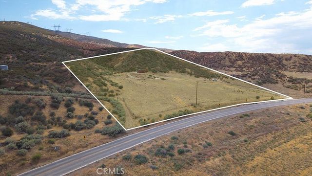 1 Elizabeth Lake Road, Palmdale, CA 93551