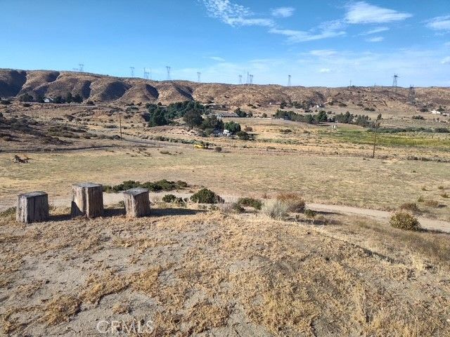 1 Elizabeth Lake Road, Palmdale, CA 93551