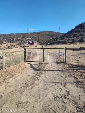 1 Elizabeth Lake Road, Palmdale, CA 93551