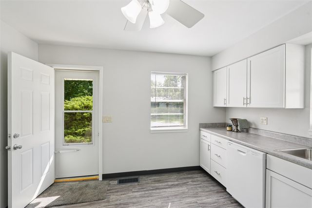 1310 Leland Avenue, Des Moines, IA 50315