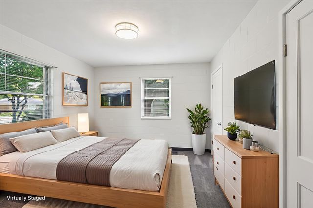 1310 Leland Avenue, Des Moines, IA 50315