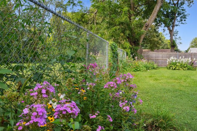 1310 Leland Avenue, Des Moines, IA 50315