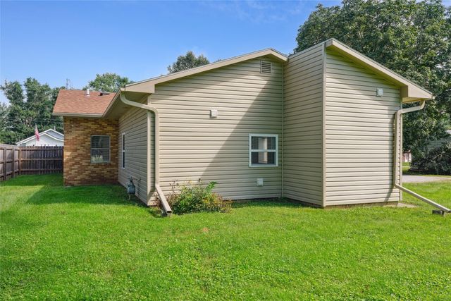 1310 Leland Avenue, Des Moines, IA 50315