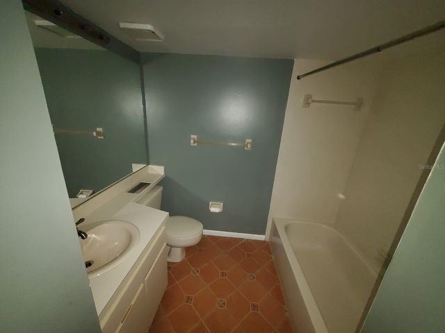 5333 VINELAND ROAD 101, Orlando, FL 32811