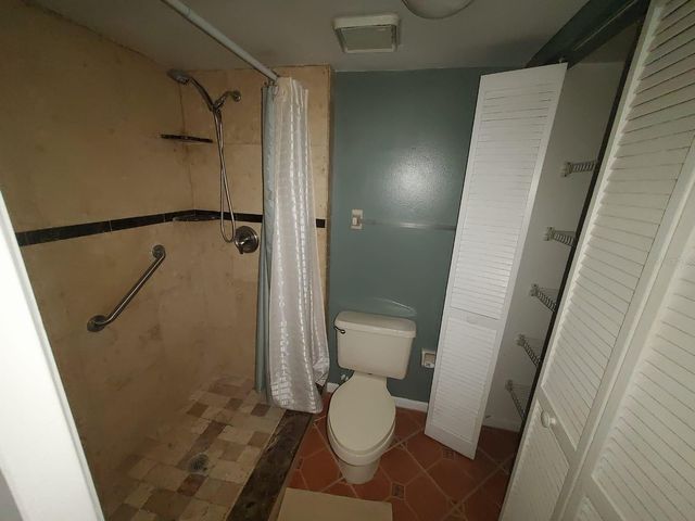 5333 VINELAND ROAD 101, Orlando, FL 32811