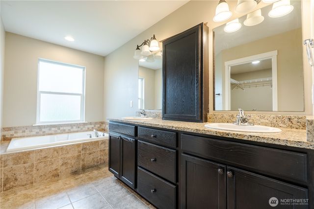 8365 Pheasant Drive, Blaine, WA 98230