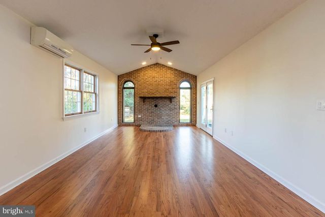 931 GRACE ST, State College, PA 16801