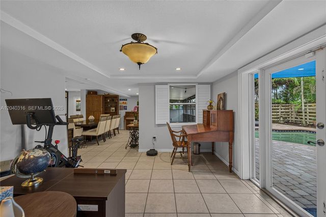 5300 Fillmore St, Hollywood, FL 33021