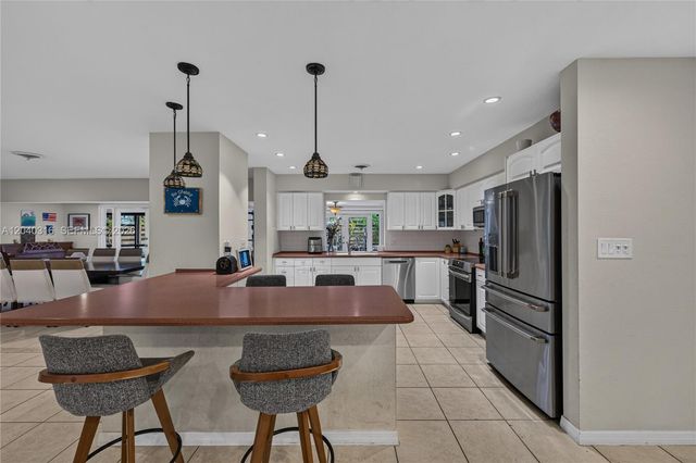 5300 Fillmore St, Hollywood, FL 33021