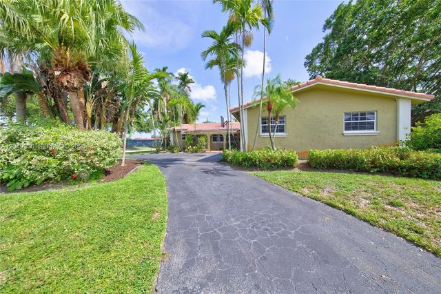 5300 Fillmore St, Hollywood, FL 33021