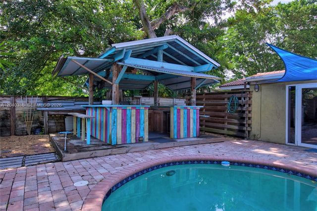 5300 Fillmore St, Hollywood, FL 33021