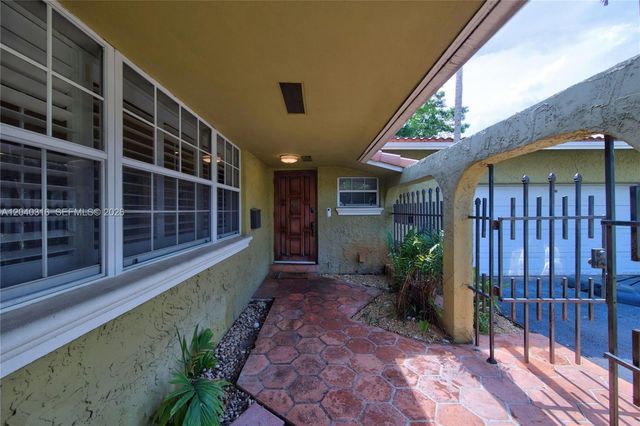 5300 Fillmore St, Hollywood, FL 33021