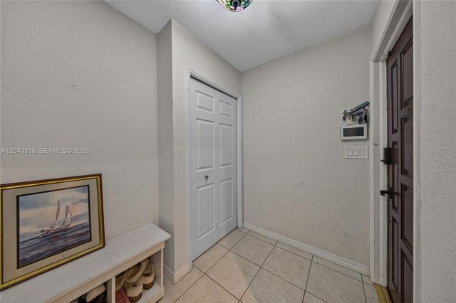 5300 Fillmore St, Hollywood, FL 33021