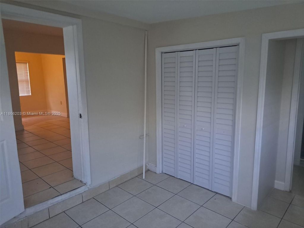 1411 NW 55th Ter, Miami, FL 33142