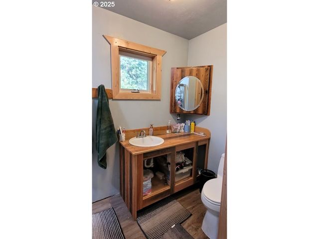 50627 ALLEN St, Halfway, OR 97834