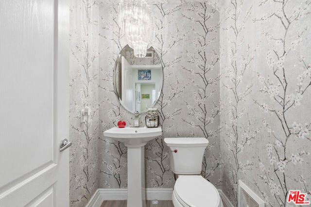 7365 Westcliff Drive, West Hills (los Angeles), CA 91307