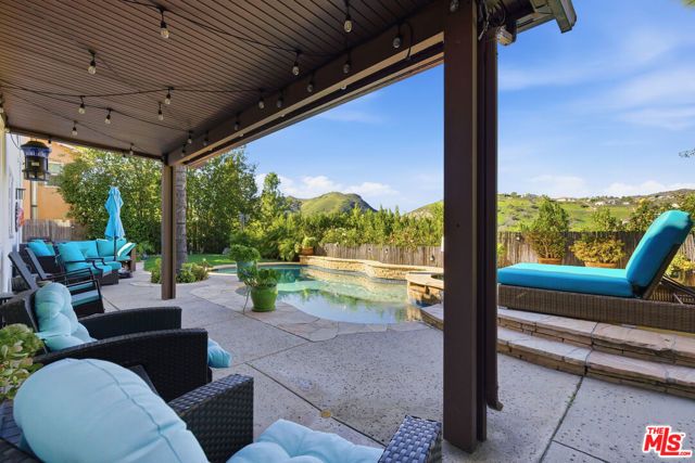 7365 Westcliff Drive, West Hills (los Angeles), CA 91307