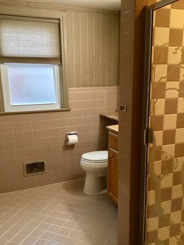 9532 Springfield Avenue, Evanston, IL 60203