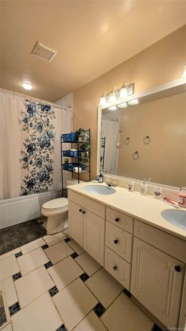 12 Redwood Drive, Highland Mills, NY 10930