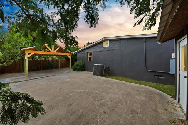 3046 Rotan Lane, Dallas, TX 75229