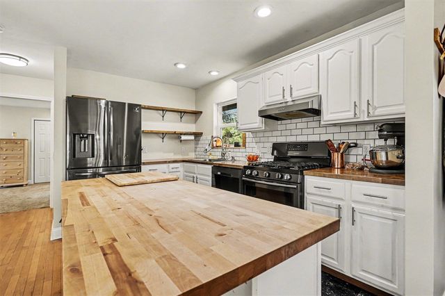 66518 N Centerville Road, Sturgis, MI 49091