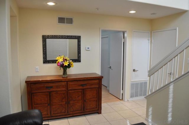 278 Brookview Ct, Santee, CA 92071