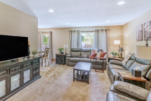 409 Oakway, Moorhead, MN 56560