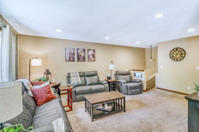 409 Oakway, Moorhead, MN 56560