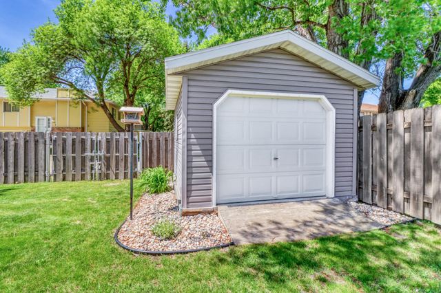 409 Oakway, Moorhead, MN 56560