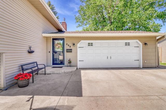 409 Oakway, Moorhead, MN 56560