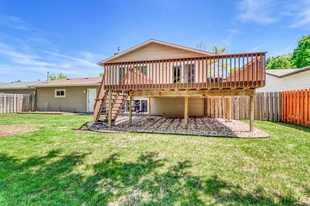 409 Oakway, Moorhead, MN 56560