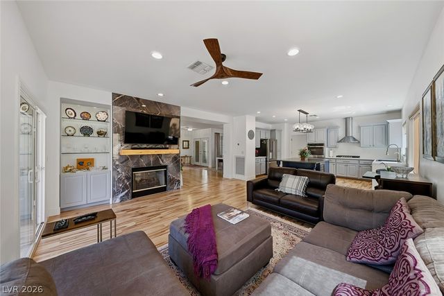 2001 Tulip Grove Court, Henderson, NV 89052