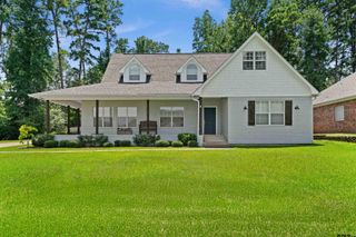 305 Robinwood Dr, Whitehouse, TX 75791