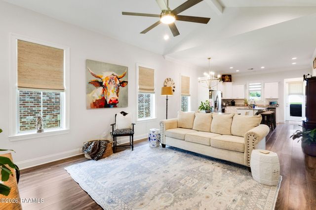103 Grays Landing Lane, Lafayette, LA 70508