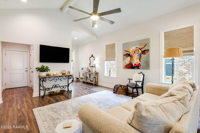 103 Grays Landing Lane, Lafayette, LA 70508