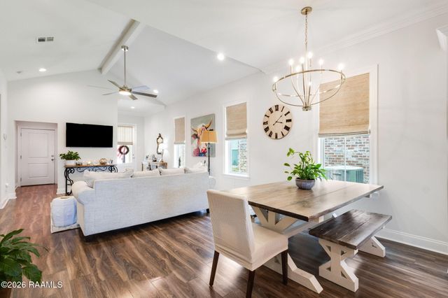 103 Grays Landing Lane, Lafayette, LA 70508