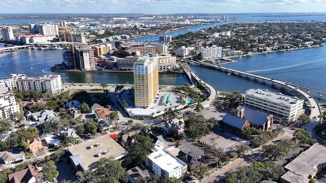 333 S PLANT AVENUE, Tampa, FL 33606