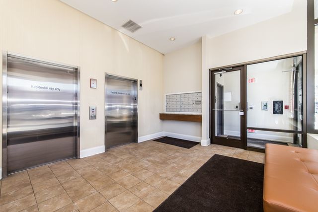 120 N Northwest Highway 506, Park Ridge, IL 60068